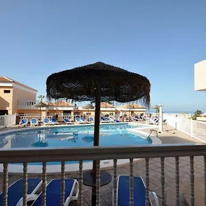 https://paradise-court-las-americas-wifi-pool-29.adeje-hotels.com